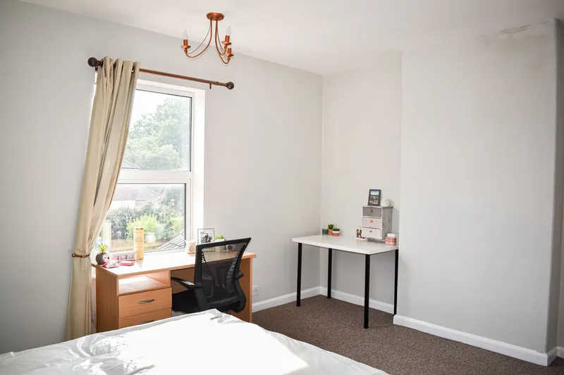 Homely 3 Bed Student House // Aug 2026 - Image 4